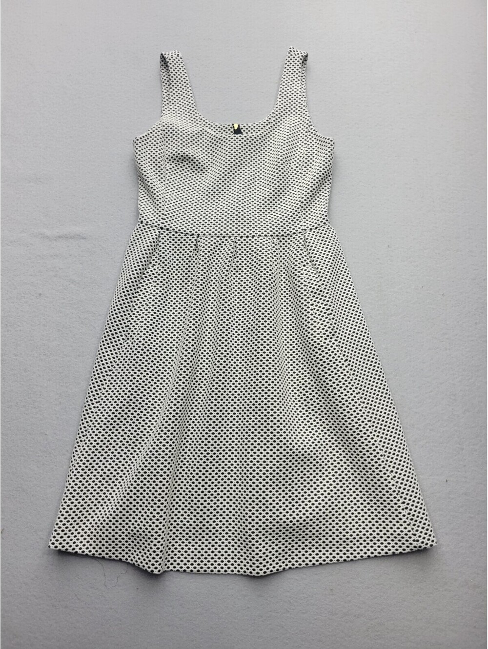 Banana Republic Women's Dress Size 4 White A line MIni Sleeveless Birdseye
